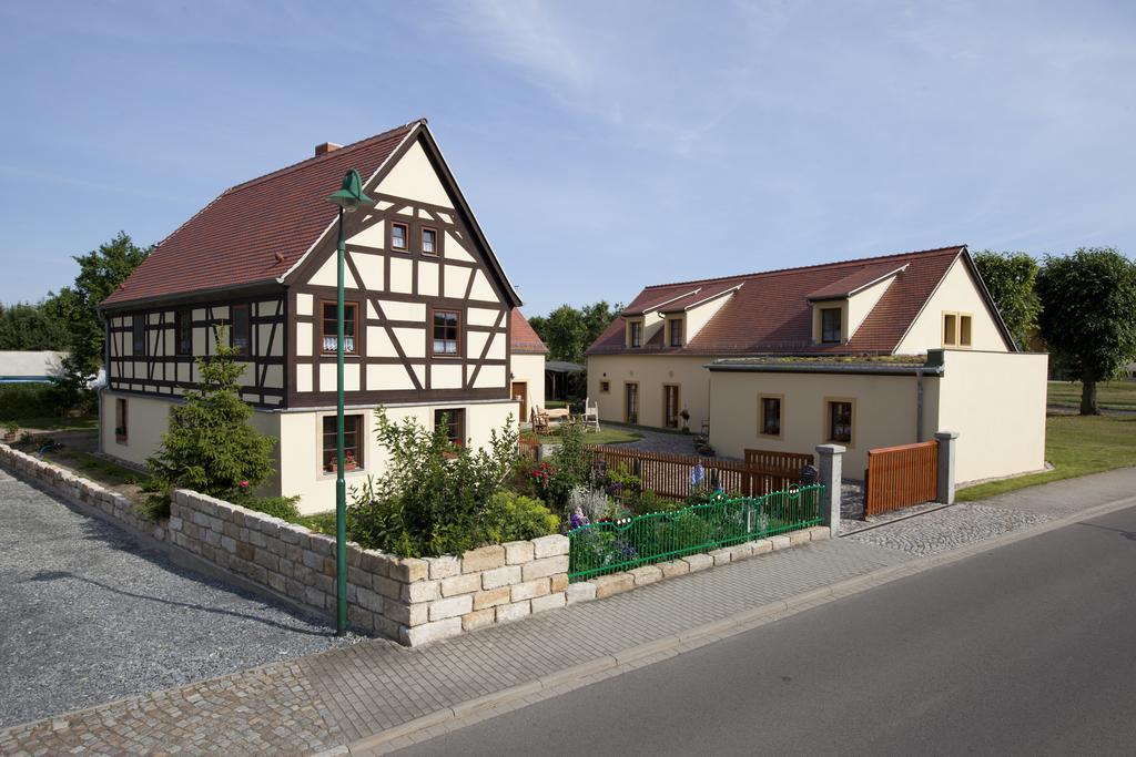 Pension Alte Schmiede Zabeltitz Екстер'єр фото